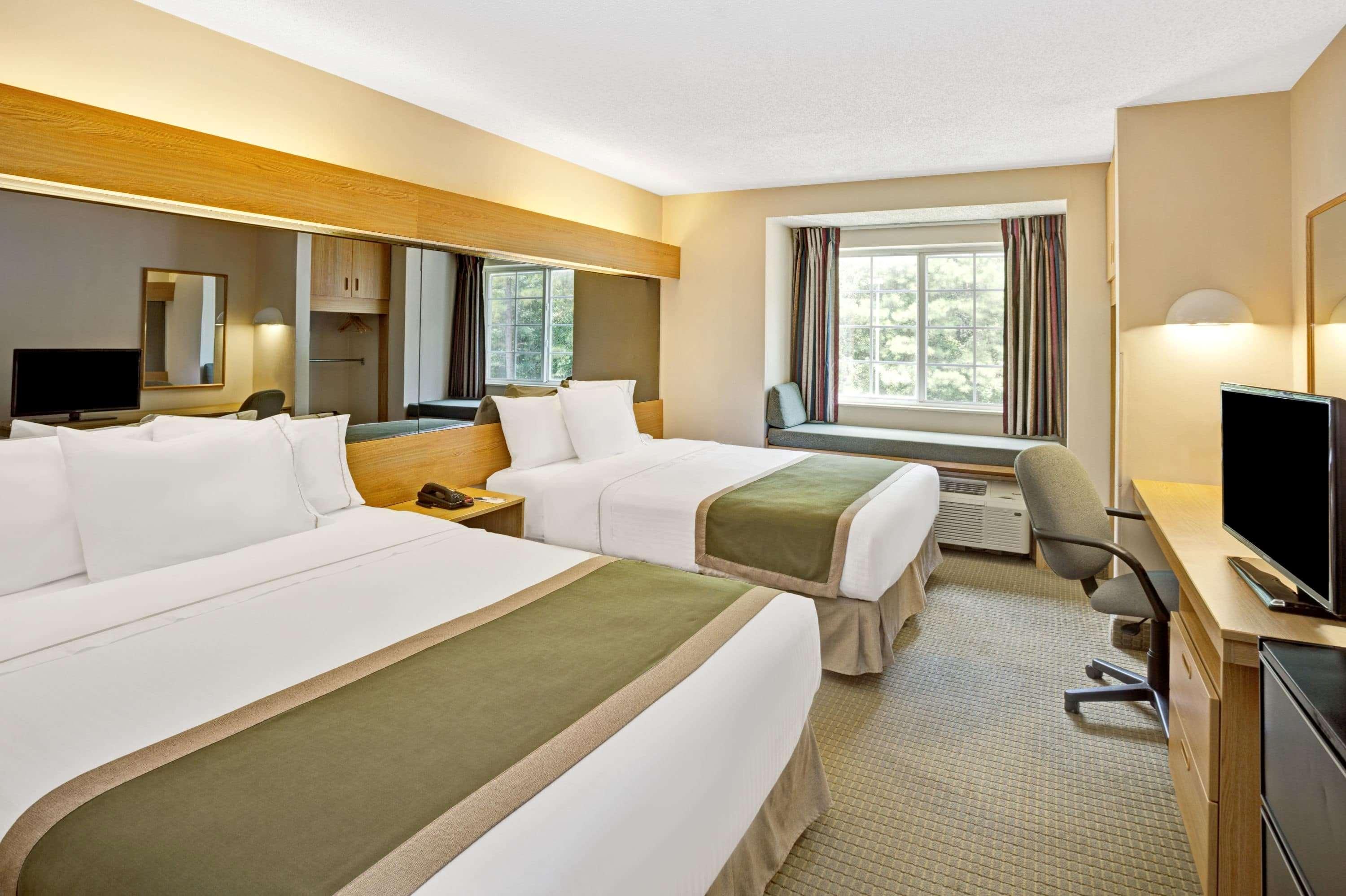 Microtel Inn By Wyndham Raleigh-Durham Airport Моррісвілл Екстер'єр фото