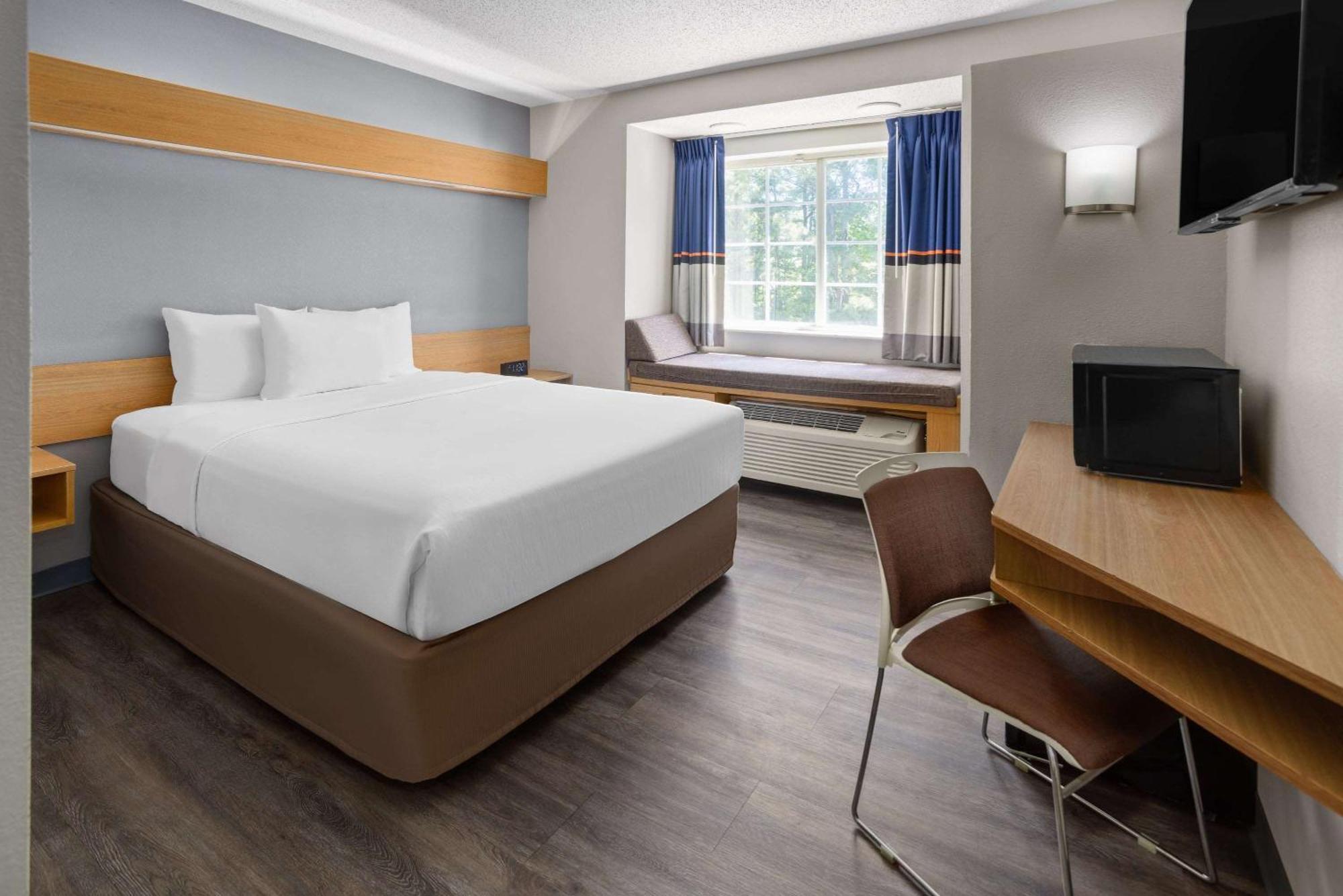 Microtel Inn By Wyndham Raleigh-Durham Airport Моррісвілл Екстер'єр фото
