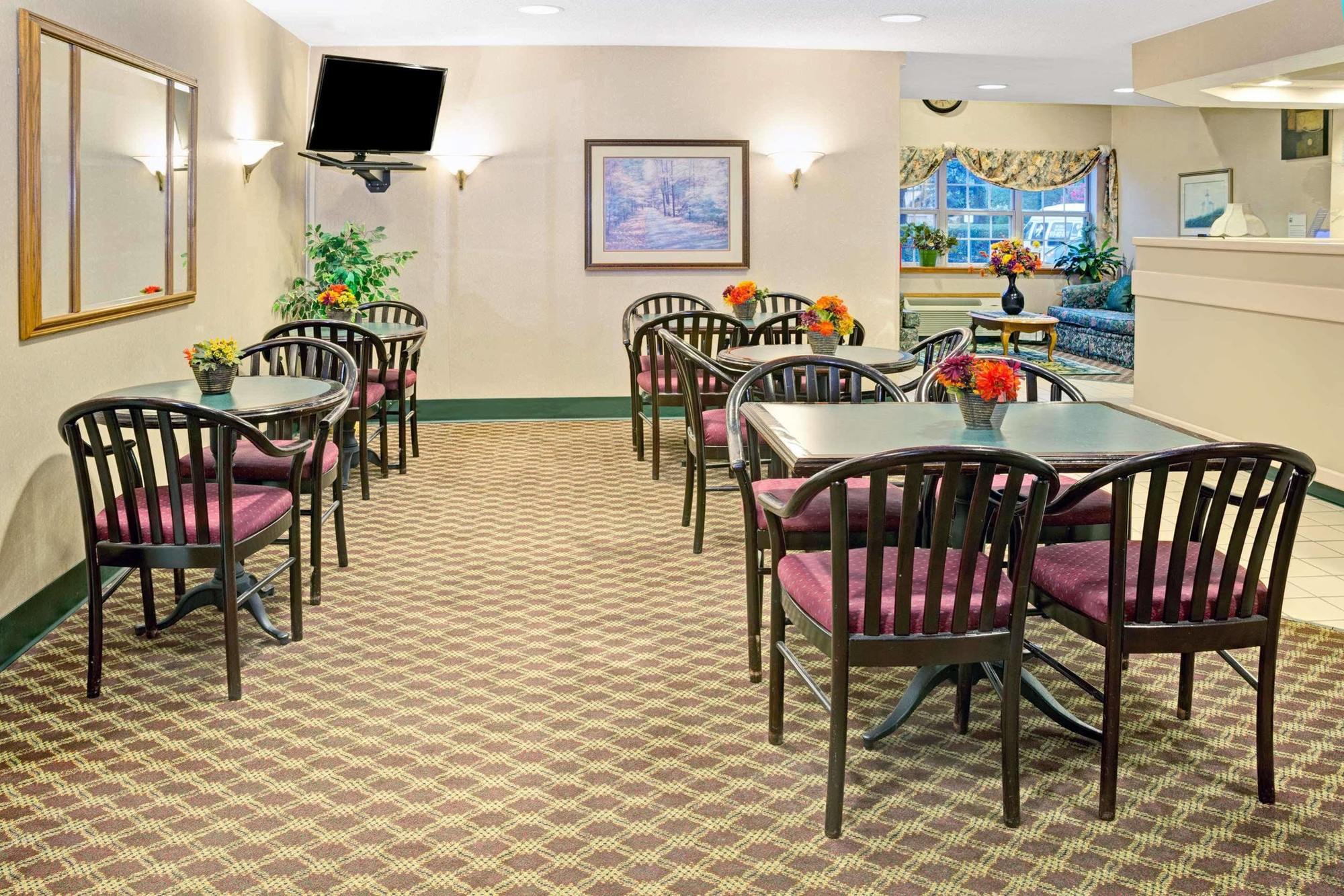 Microtel Inn By Wyndham Raleigh-Durham Airport Моррісвілл Екстер'єр фото